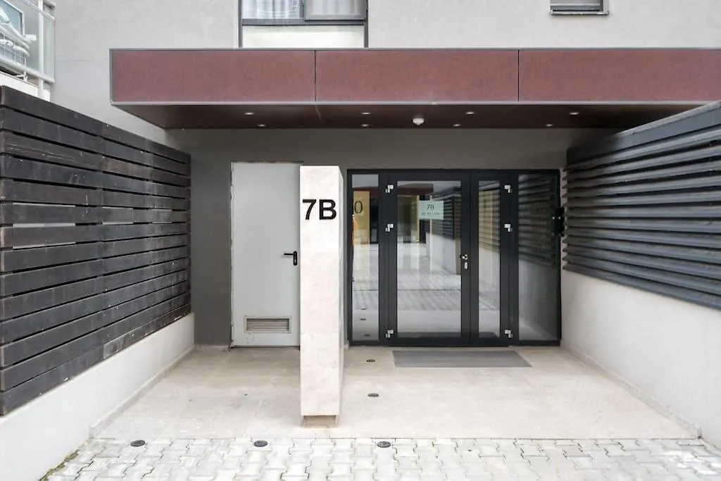 Belvedere Comfort Zone - 1Br - Paid Parking-1