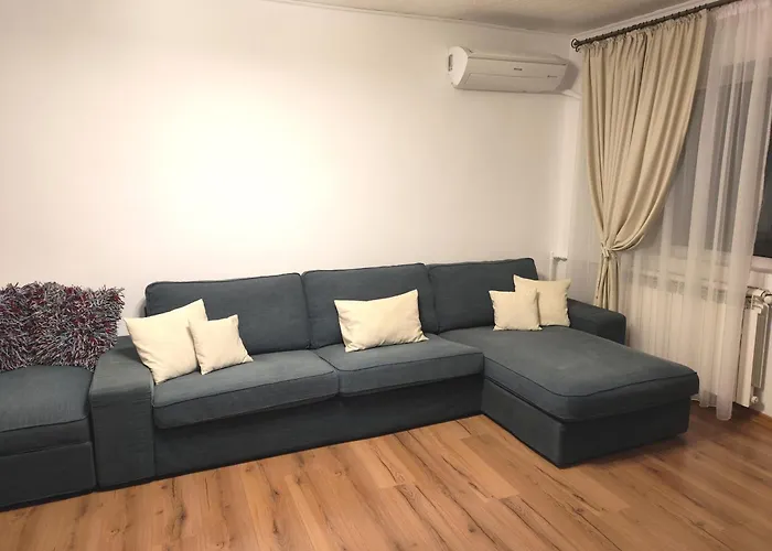 Platinum Apartment - apartament cu 3 camere, 2 dormitoare, 2 bai, bucatarie complet utilata, 2 balcoane Bucureşti